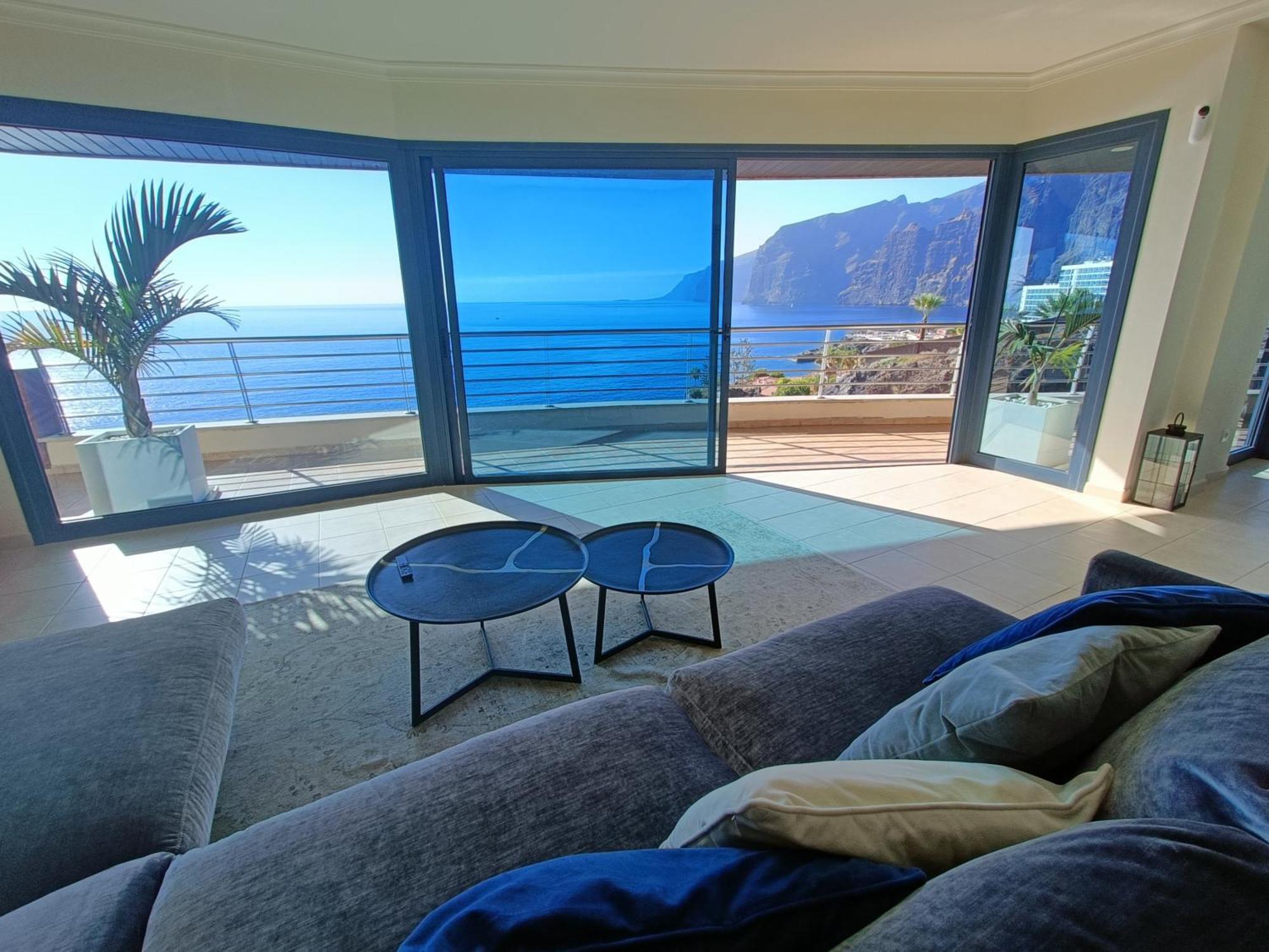 Luxury Los Gigantes Apartment Puerto de Santiago  Exterior photo